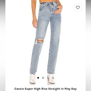 Pistola Cassie High Rise Straight Jean